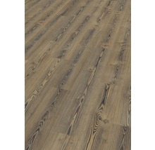 Verlegtes Laminat mit Holzoptik