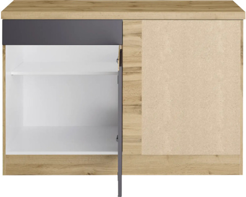 Meuble bas avec une porte ouverte et une étagère