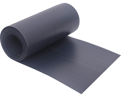 Tapis en caoutchouc enroulé avec structure nervurée