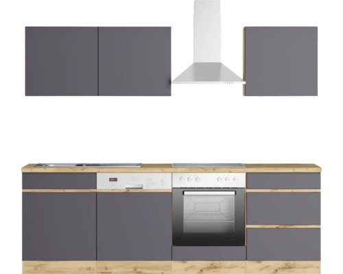 Cuisine avec évier, lave-vaisselle, cuisinière, four, hotte et armoires