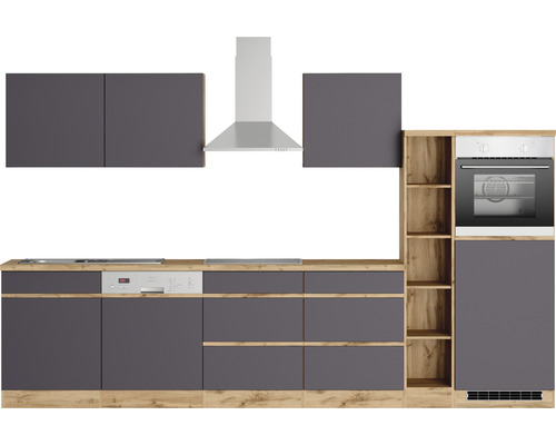 Cuisine équipée avec éléments hauts, hotte aspirante, lave-vaisselle et four encastrable
