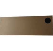 Panneau de bois avec autocollant