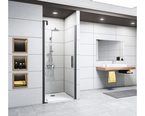 Salle de bain moderne avec douche, lavabo et miroir