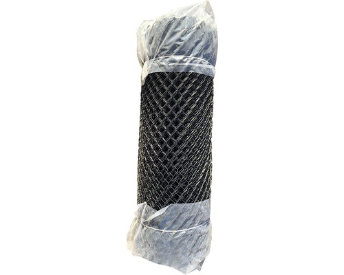 Un rouleau de grillage métallique emballé