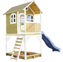 Maisonnette en bois avec toboggan, bac à sable et escalier