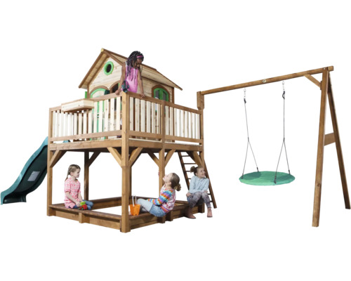 Spielanlage aus Holz mit Spielhaus, Sandkasten, Rutsche und Schaukel