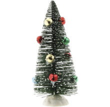 Dekorativer Weihnachtsbaum mit Glöckchen für festliche Dekorationen