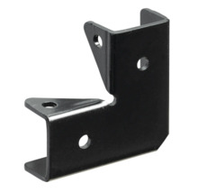 Eckverbinder aus Metall mit Löchern für Schrauben