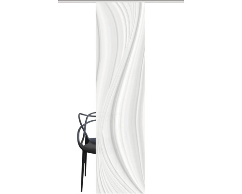 Schiebegardine mit Wellenmuster und Stuhl