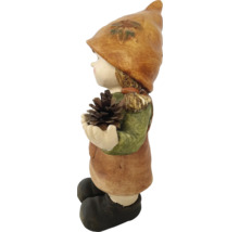 Gartenzwerg Mädchenfigur mit Zapfen