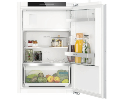 Réfrigérateur encastrable avec compartiment de congélation Siemens KI22LADD1 Réfrigérateur blanc ouvert avec des aliments et le logo Siemens
