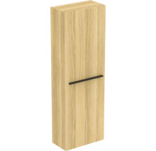 Hochschrank aus Holz mit Griff