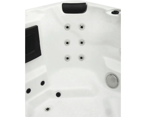 Innenansicht eines Whirlpools mit Düsen und Kopfstütze