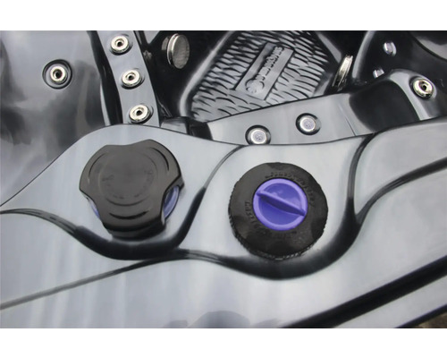 Vue détaillée d''un jacuzzi avec des couvercles