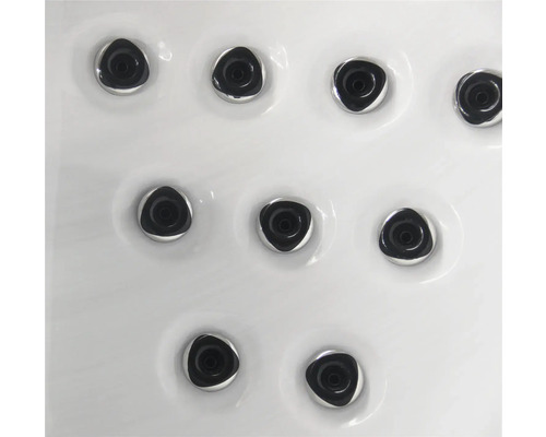 Nahaufnahme von Düsen in einem Whirlpool