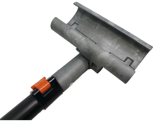 Kit de nettoyage de gouttières avec manche télescopique