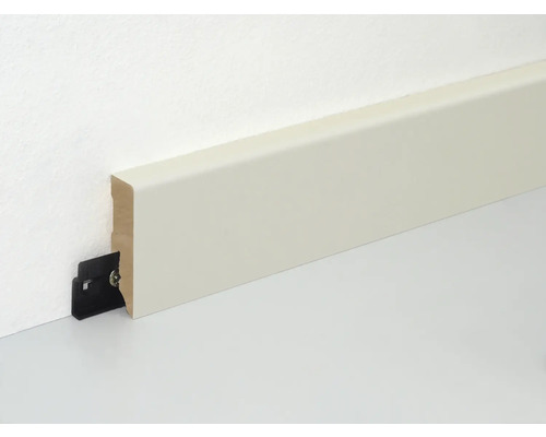 Plinthe en bois avec clip de fixation au mur