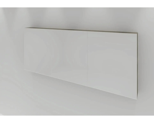 Wandschrank mit drei Türen