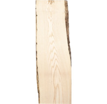 Planche en bois avec bord d''arbre