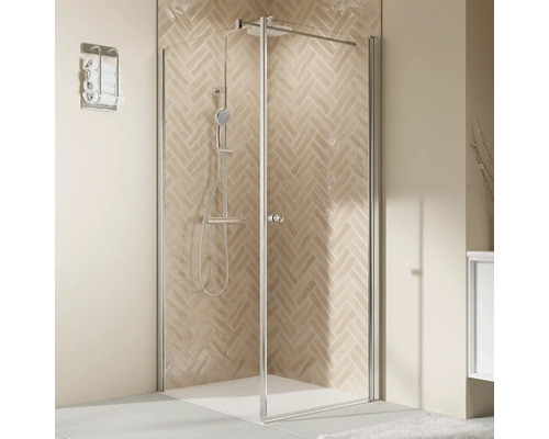 Porte de douche pour paroi latérale avec porte pivotante BREUER Elana 2.0 100 x 200 cm couleur du profilé rond argent décor de vitre verre transparent butée de porte à droite Cabine de douche avec robinetterie et porte-serviettes dans une salle de bains