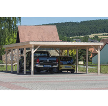 Abri de voiture en bois avec deux voitures garées