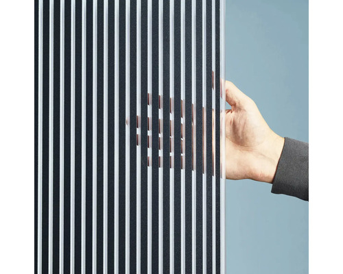 Verre décoratif à rayures avec main