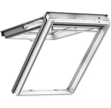 Offenes Dachfenster zur Belüftung und zum Lichteinfall