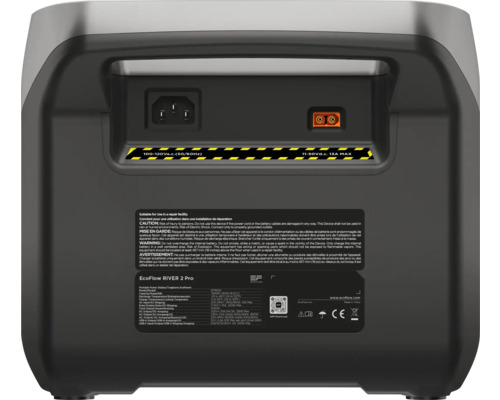 Rückseite eines EcoFlow RIVER 2 Pro mit Stromanschlüssen und technischen Daten