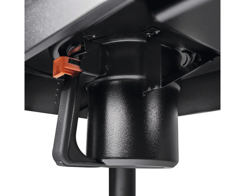 Vue détaillée d''un collecteur de graisse sous un barbecue.