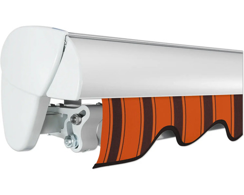 Vue détaillée d''un store banne à bras articulés avec un lambrequin rayé marron et orange