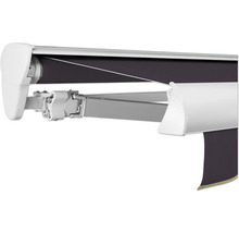 Vue détaillée d''un store banne à bras articulés