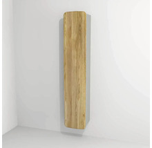 Étagère rectangulaire en bois montée sur un mur