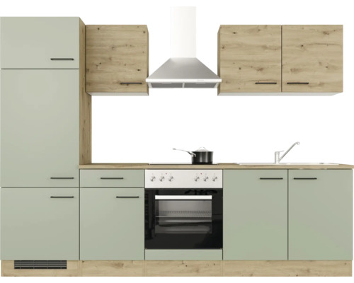 Cuisine avec armoires, évier, cuisinière et hotte aspirante