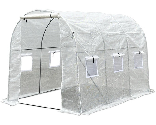 Serre avec film de protection et ouvertures de fenêtre