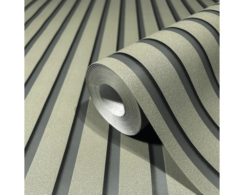 Tapetenrolle mit Streifenmuster