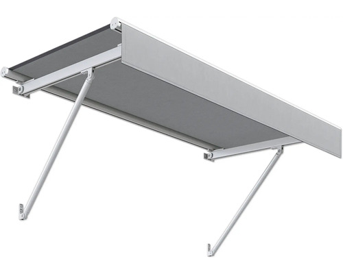 Store banne à bras articulés déployé pour l''ombrage extérieur