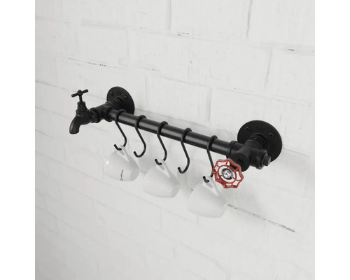 Étagère à vin murale de style industriel avec robinet et vannes pour ranger les verres