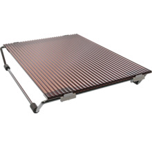 Dachplatte aus Metall auf Metallgestell