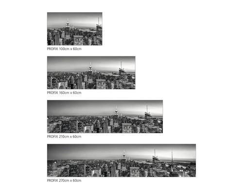 Quatre tailles différentes de l''image murale Profix représentant un paysage urbain new-yorkais en niveaux de gris, tailles allant de 100 cm à 270 cm de largeur.