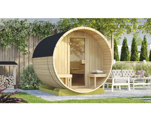 Sauna tonneau en bois avec porte vitrée dans le jardin