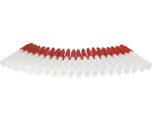 Plusieurs embouts de dosage en plastique pour cartouches