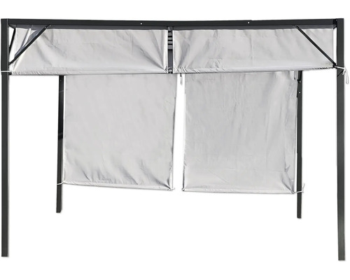 Pavillon avec rideaux