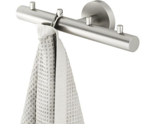 Handtuchhalter aus Metall mit Handtuch