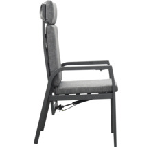 Gartenstuhl mit Armlehnen und verstellbarer Rückenlehne in Seitenansicht