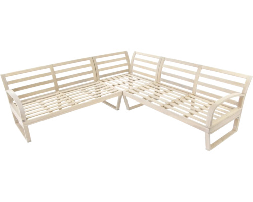 Helle Holzgartenloungeecke mit Lattenstruktur.