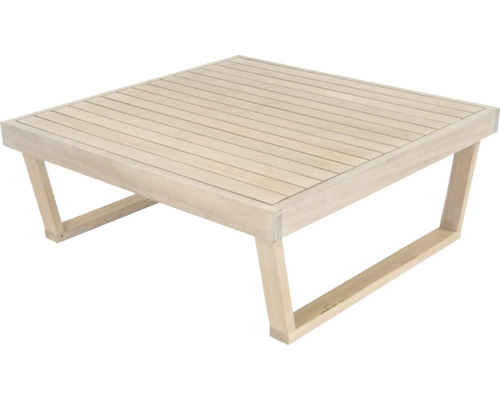 Quadratischer Gartentisch aus Holz