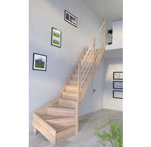 Escalier en bois avec rampe en métal dans une pièce lumineuse
