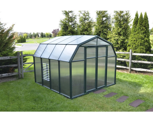 Serre de jardin en métal et plastique.