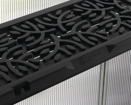 Schwarze Fußmatte mit Muster