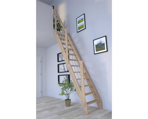 Escalier en bois avec rampe dans une pièce lumineuse